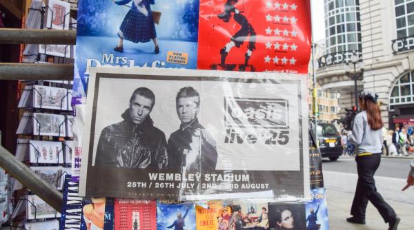 scandal in marea britanie din cauza preturilor biletelor la concertul trupei oasis guvernul intervine si anunta verificarea tarifelor