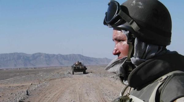 imagini cu nicolae ciuca de pe front liderul pnl si a lansat clipul de promovare pentru celebra sa carte