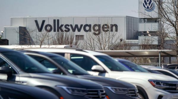situatia producatorului auto volkswagen este alarmanta avertizeaza directorul executiv al companiei