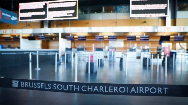 avertizare de calatorie pentru romanii care vor sa mearga in belgia continua greva pe aeroportul charleroi