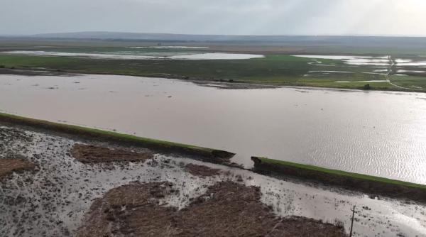 inca 100 de pompieri au fost trimisi in galati afectat puternic de inundatii in judet au inceput sa se distribuie ajutoare