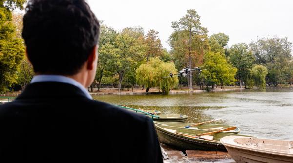 atac cu drone in bucuresti nicusor dan se lupta cu tantarii