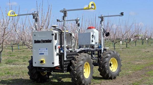 un robo fermier romanesc va fi utilizat in livezile din romania afir a finantat proiectul cu 360 000 de euro