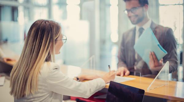 pentru prima data in ultimii 4 ani ratele la banca ar putea sa scada ofertele speciale lansate pe piata