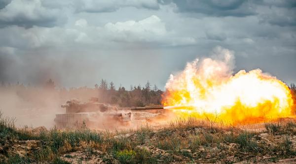 noi semne ale unei potentiale confruntari militare in europa nato infiinteaza un comandament militar la granita cu rusia