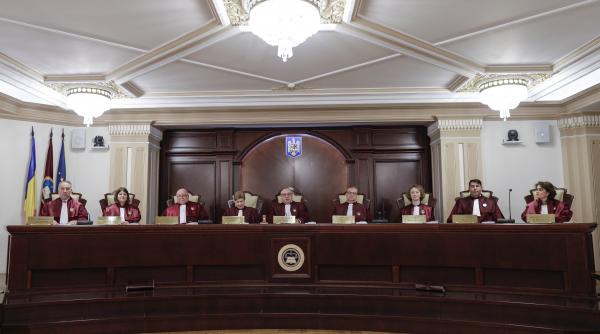 ccr discuta contestatiile impotriva candidaturilor lui geoana ciuca orban si kelemen sosoaca e contestata de doua ori