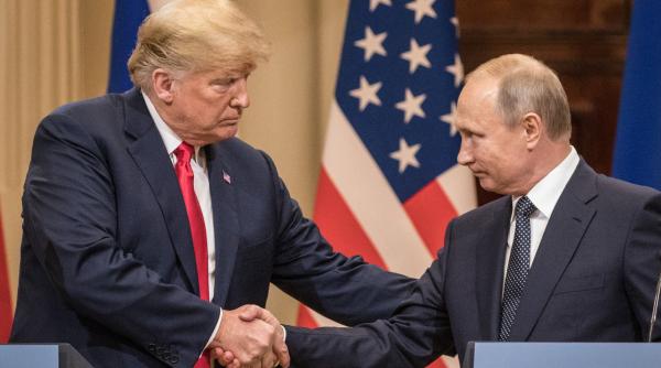 trump i a trimis in secret lui putin teste covid in timpul crizei din 2020 presedintele rus l a avertizat sa nu spuna nimanui