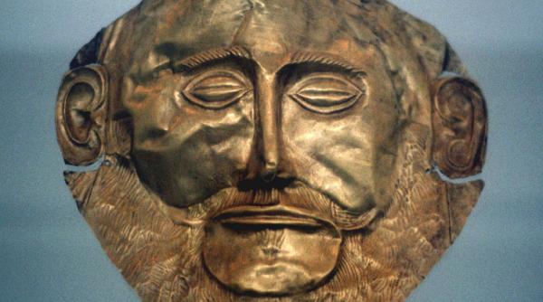 masca lui agamemnon o masca mortuara din aur despre care se credea ca este dovada razboiului troian