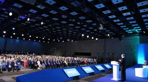 putin si a adunat prietenii la brics ca sa arate ca nu i pasa de sanctiuni si ca toti vor fi partenerii rusiei