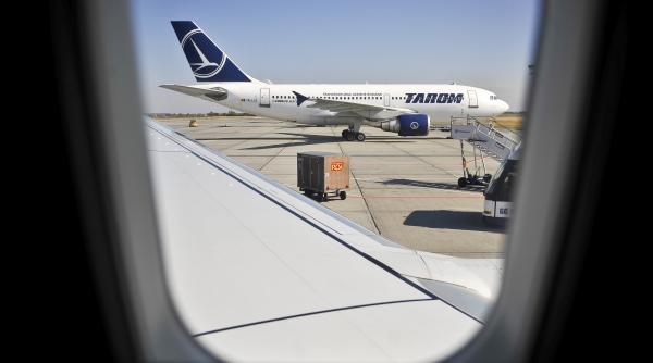 pasagerii dintr un avion tarom spre timisoara au ajuns la cluj napoca din cauza vantului