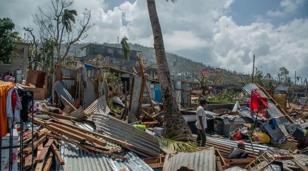 creste bilantul victimelor facute de ciclonul chido in mayotte 39 de morti si peste 4 000 de raniti