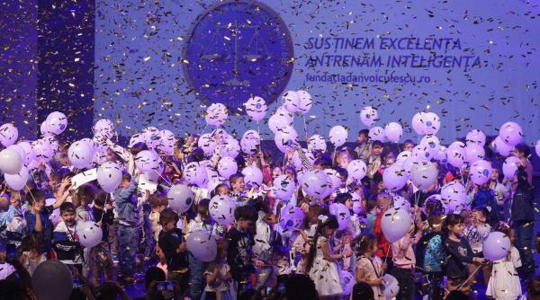 peste 33 000 de participanti implicati fundatia dan voiculescu pentru dezvoltarea romaniei duce educatia la urmatorul nivel
