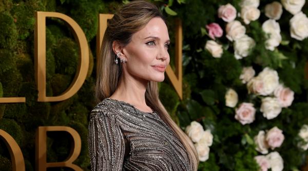 teorie controversata in online vedete de la hollywood ar fi fost platite cu milioane de dolari pentru a sustine ucraina