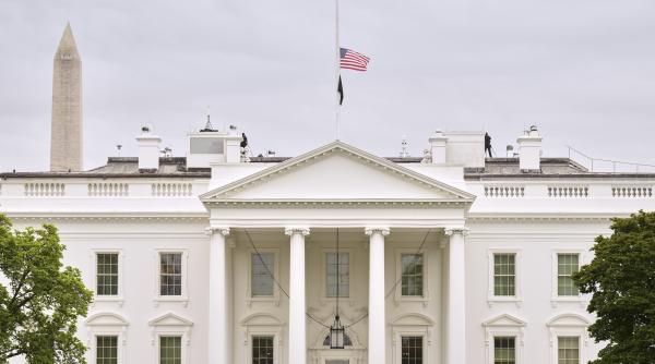 mesajul lui donald trump dupa moartea papei francisc a ordonat arborarea in berna a drapelelor sua mesajul lui donald trump dupa moartea papei francisc a ordonat arborarea in berna a drapelelor sua