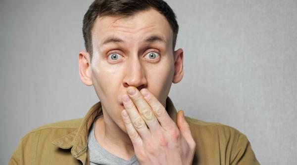 gata un barbat a sughitat timp de cinci zile din cauza unui virus cu care multi dintre noi ne am confruntat gata un barbat a sughitat timp de cinci zile din cauza unui virus cu care multi dintre noi ne am confruntat