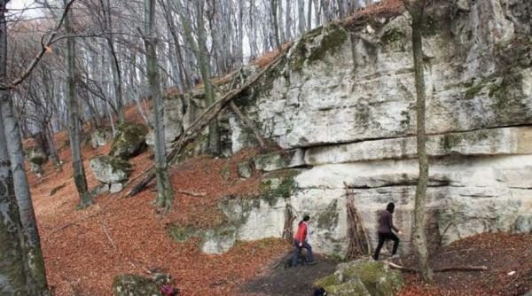descoperire arheologica extraordinara in hunedoara un set complet de unelte arata cat de ingeniosi erau dacii descoperire arheologica extraordinara in hunedoara un set complet de unelte arata cat de ingeniosi erau dacii