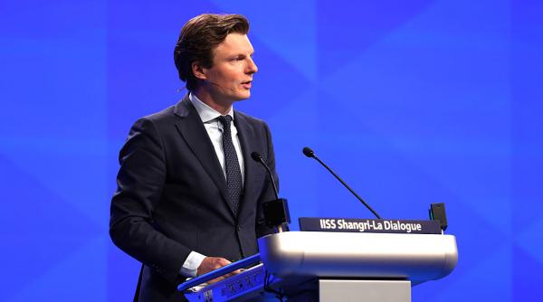 ministrul olandez al apararii avertizeaza asupra spionajului chinez observam o intensificare clara a acestei amenintari ministrul olandez al apararii avertizeaza asupra spionajului chinez observam o intensificare clara a acestei amenintari