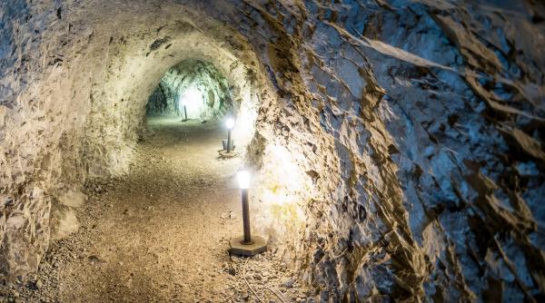 un desen de al lui leonardo da vinci a dezvaluit un oras ascuns tunelurile secrete au fost descoperite sub un castel medieval un desen de al lui leonardo da vinci a dezvaluit un oras ascuns tunelurile secrete au fost descoperite sub un castel medieval