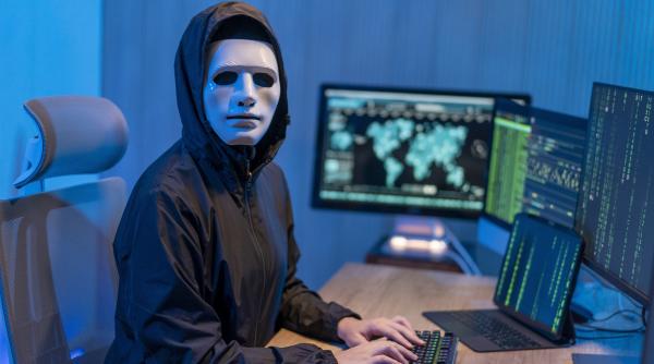hackerii pacalesc angajati din europa si sua sa instaleze o aplicatie falsa a salesforce fura date si santajeaza companiile hackerii pacalesc angajati din europa si sua sa instaleze o aplicatie falsa a salesforce fura date si santajeaza companiile