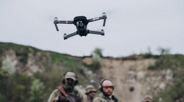 ucraina anunta un nou atac cu drone aerodromul rusesc de unde se lanseaza rachete hipersonice kinjal a fost atacat ucraina anunta un nou atac cu drone aerodromul rusesc de unde se lanseaza rachete hipersonice kinjal a fost atacat