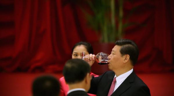 scandal in china xi jinping le declara razboi functionarilor care petrec fastuos si le interzice sa bea excesiv in locuri pitoresti scandal in china xi jinping le declara razboi functionarilor care petrec fastuos si le interzice sa bea excesiv in locuri pitoresti