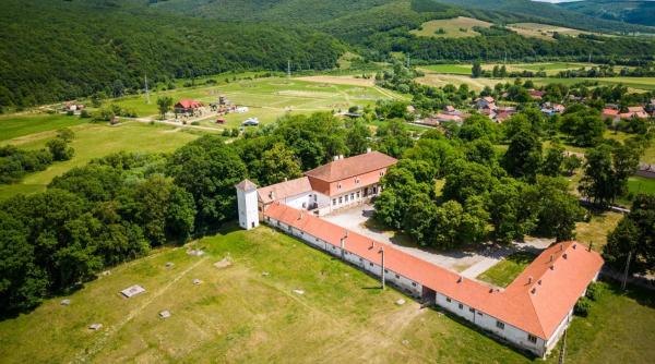 romania va avea un muzeu al calului comuna unde se va inaugura anul viitor in curtea unui castel restaurat unic vechi de 400 de ani romania va avea un muzeu al calului comuna unde se va inaugura anul viitor in curtea unui castel restaurat unic vechi de 400 de ani