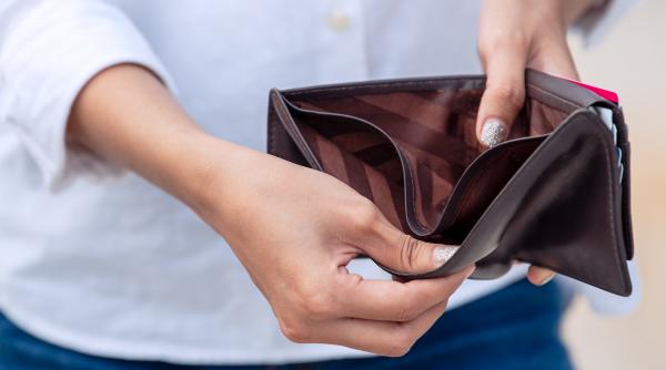 majorarea accizelor ar putea avea efectul contrar iancu guda o sa descurajeze consumul e un risc de economie subterana majorarea accizelor ar putea avea efectul contrar iancu guda o sa descurajeze consumul e un risc de economie subterana