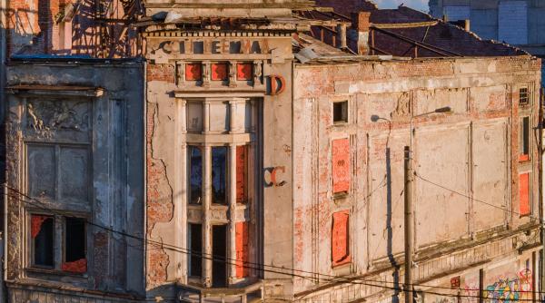 arcen red o noua viat cinematografului marconi din bucuresti vineri va fi iluminat pentru prima data in decenii