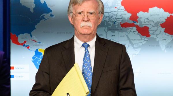 fbi si a trimis agentii la casa lui john bolton fostul consilier al lui trump la casa alba
