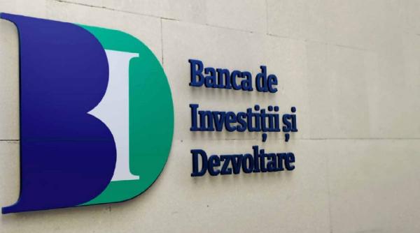 cum a infiintat guvernul inca o banca de stat care nu a dat in doi ani niciun credit dar a tocat 19 milioane pe salarii