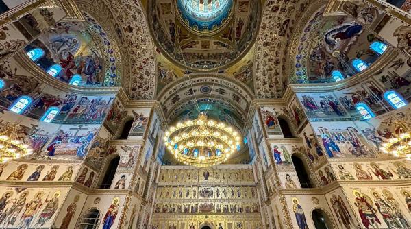 cum arata in interior catedrala mantuirii neamului imagini spectaculoase