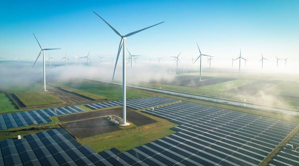 Pentru prima dată, energia solară a fost în iunie principala sursă de electricitate din UE