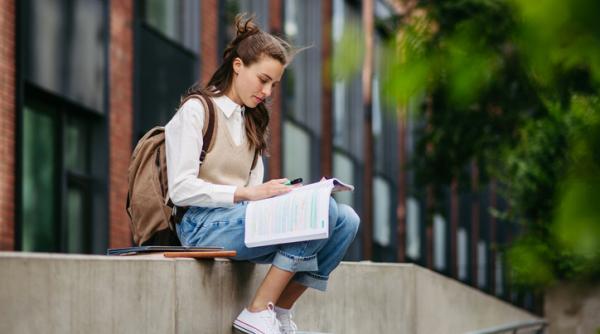   Chiriile au crescut fabulos la început de an universitar. Un student are nevoie de un salariu mediu net ca să trăiască în București