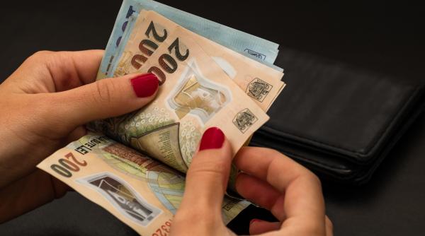 cu cat ar putea creste salariul minim anul viitor ministerul muncii analizeaza doua variante