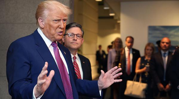 SUA sunt în pragul unui „shutdown” guvernamental. Trump și democrații nu se pot înțelege, iar guvernul ar putea „paraliza” de mâine