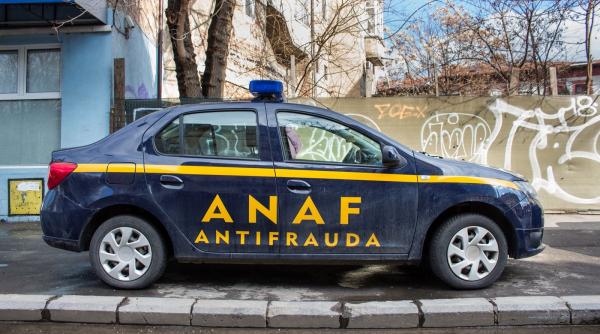 ANAF a descoperit ordine de plată false la o firmă din Craiova, la tranzacții cu peste 800 de tone de motorină