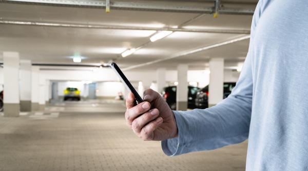 aplicatia romaneasca ce face parcarea mai usoara platesti direct de pe telefon si esti recompensat