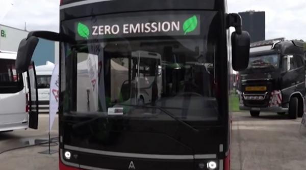 mobilitatea urbana se schimba autobuze electrice statii rapide si inovatii romanesti prezentante la smart urban mobility