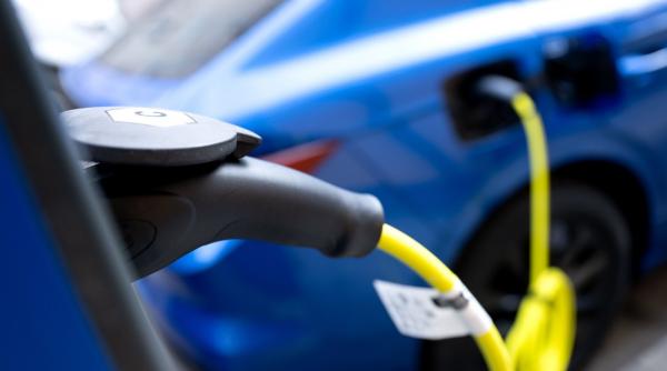 un nou tip de baterie ar putea revolutiona masinile electrice proprietatile erau anterior imposibil de atins