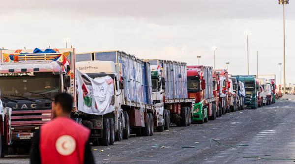 israelul bombardeaza din nou gaza ajutorul umanitar a fost suspendat