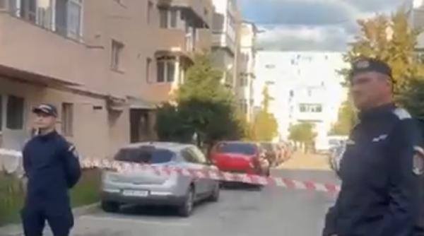 oamenii dintr un bloc din mioveni au fost evacuati dupa ce au sunat la 112 si au spus ca simt miros de gaze