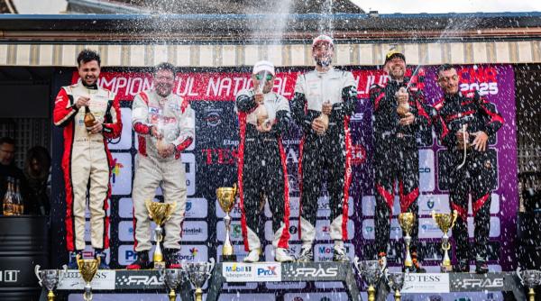 premiera mondiala la brasov tata si fiu pe locurile 1 si 2 in clasamentul general al unei etape de raliu