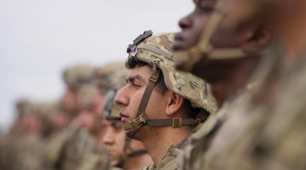 congresmenii americani vor sa blocheze retragerea trupelor americane din tara noastra romania a investit miliarde pentru nato