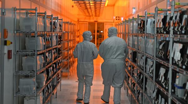 china va permite companiei nexperia sa reia exporturile de semiconductori dupa intalnirea trump xi jinping