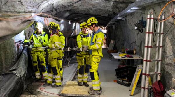 cercetatorii provoaca intentional cutremure sub alpi ca sa inteleaga ce se intampla inainte ca un seism sa loveasca