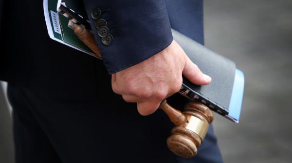 fanel bogos castigase definitiv un proces cu dsvsa vaslui cu doua zile inainte ca dosarul de coruptie sa explodeze