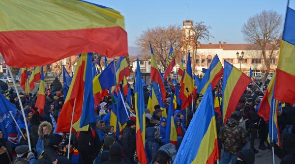 guvernul a dat 900 000 de lei din fondul de rezerva pentru organizarea evenimentelor de ziua nationala la alba iulia