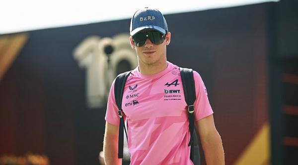 formula 1 franco colapinto a semnat un nou contract cu alpine sunt extrem de mandru ca voi continua alaturi de echipa in 2026