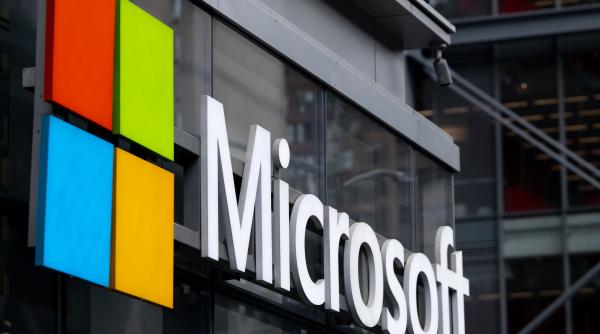 microsoft pregateste superinteligenta umanista o tehnologie creata pentru a servi oamenii