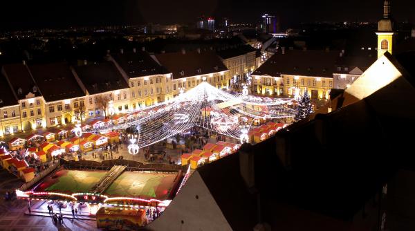 targul de craciun din sibiu se deschide vineri 14 decembrie 2025 ce artisti canta in prima seara si pana cand poate fi vizitat
